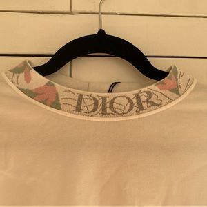 NWT Dior T shirt with neck detail